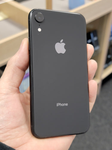 iPhone XR 64gb Space Gray (Cricket Only Adisu) Grade B